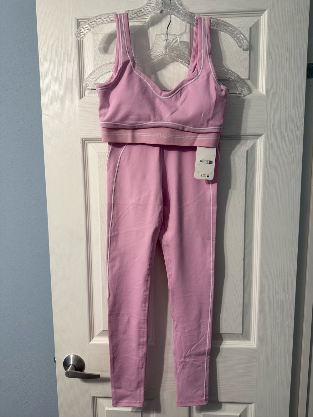 ALO Yoga Pink High-Waist Leggings with Scoop Sports Bra Set